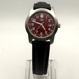 Vintage Ladies Victorinox Swiss Army Garrison Field Cherry Red Watch Working